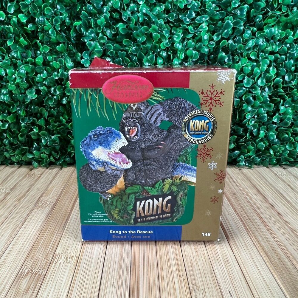 CARLTON CARDS HEIRLOOM KING KONG TO THE RESCUE ORNAMENT #148